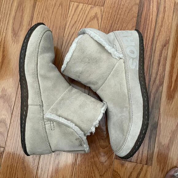 Sorel Nakiska Bootie Slipper Womens 7.5 Suede Faux-Fur Indoor/Outdoor Off-White - Picture 3 of 12